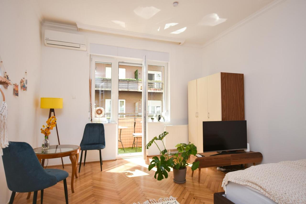 Castle Nest Apartment Budapest Esterno foto