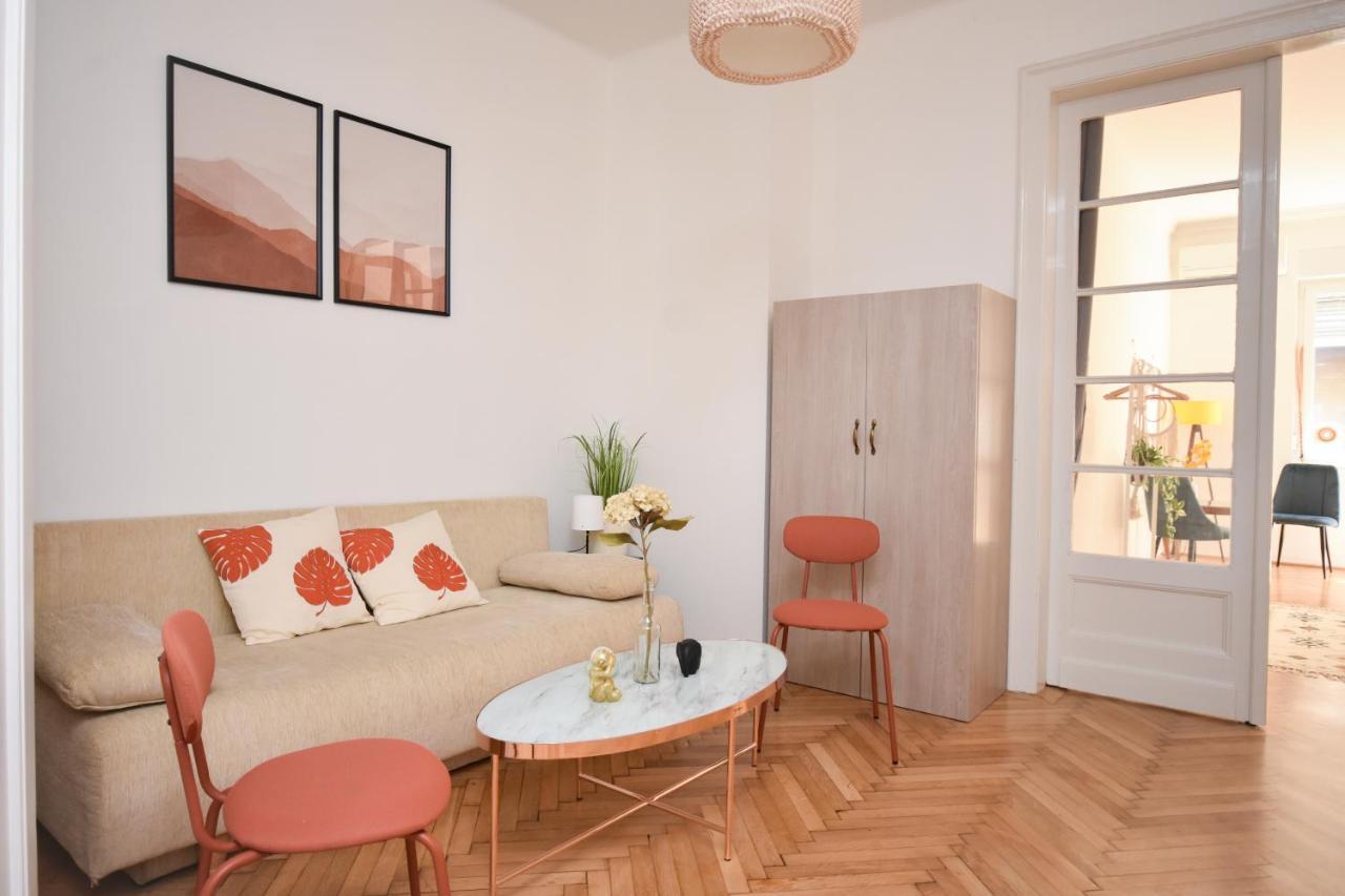 Castle Nest Apartment Budapest Esterno foto