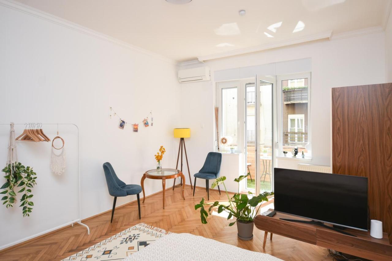 Castle Nest Apartment Budapest Esterno foto